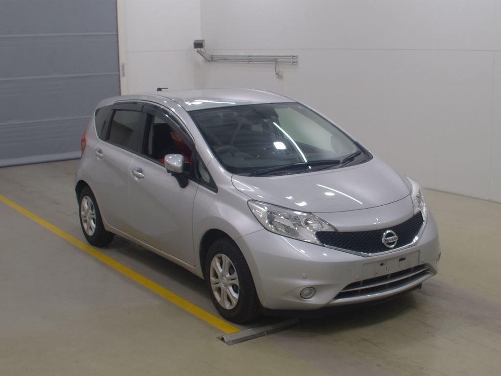 Ниссан ноут 2019 года. Nissan Note e-Power 2017. Nissan Note электрокар. Nissan Note 2009. Ниссан ноут гибрид 2016.